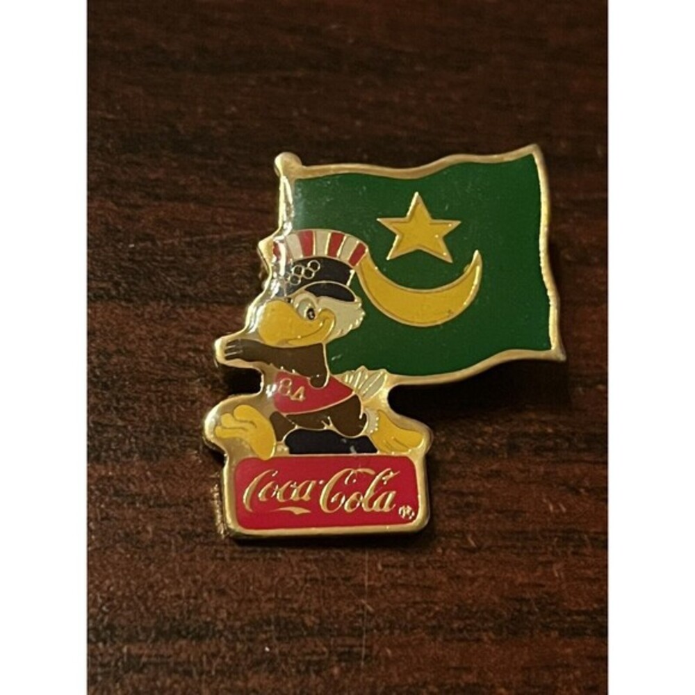 Vintage 1984 LA Olympics Coca Cola Sam Eagle Mauritania Flag Lapel Pin